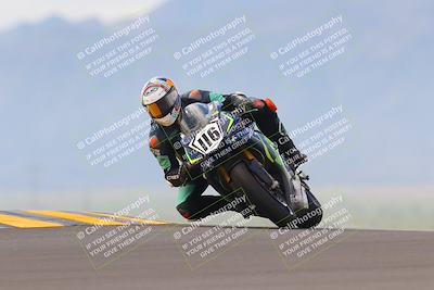 media/Sep-11-2022-SoCal Trackdays (Sun) [[81b7e951af]]/Turn 9 (930am)/